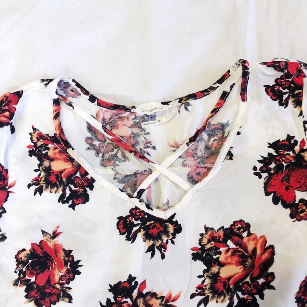 Blu Pepper Floral Bell Sleeve Blouse - Picture 5 of 6